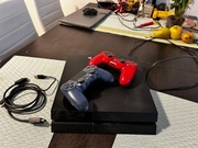 Play station 4, dwa pady, komplet kabli