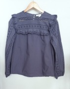 ~ Niebieska bawełniana bluzka z haftem angielskim roz. XS/S~