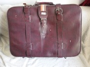 BARDZO DUŻA STARA WALIZKA SKÓRZANA Z KÓŁKAMI 73,5x56cm