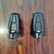 PUIG 20853N podnóżki czarne Trail 2.0 (wymagają adapterów)