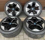 Felgi BMW z oponami Bridgestone 