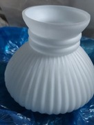 Szklany klosz ,umbra frezowany do lampy typu naftowa