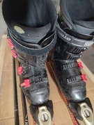 Zestaw dla młodego narciarza. Nart, buty , kijki.