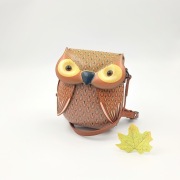 Torebka damska skórzana na ramie brązowa sowa.