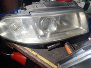 Audi A4 B5 lift lampy przód R + L (OPIS - niekompletne) 