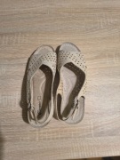 Buty damskie na koturnie