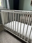 TARNOW Ikea Lozeczko dzieciece jak nowe (z materacem), uzyte pare razy