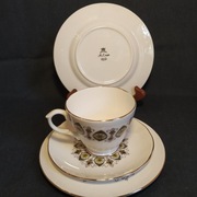 Piękne trio Fine Bone China St Louis Flowered 