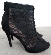 Nowe czarne botki koronka szpilki odkryte 40 Vices