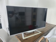 Telewizor LCD Sharp LC 39LE750V +stick prime 