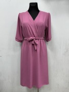 Różowa sukienka biust 95