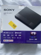 SONY Blue ray Disc/DVD player BDP S6700