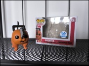 Funko POP! #1683 - Chainsaw Man - Pochita - Exclusive!