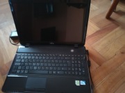 Laptop działający na części 