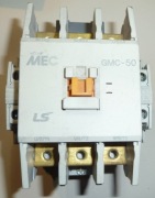 LS GMC-50 Stycznik Mocy 3-fazowy 50A Styki Pomocnicze 2NO 2NC Cewka 240V