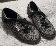 Szare trampki wzór panterka roz 35