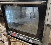 Piec konwekcyjny z fukcją nawilżania Unox adrianna xvt135