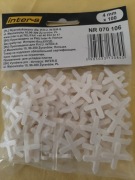 Krzyżyki dystansowe 4 mm 100sztuk .