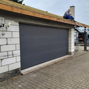 Drzwi garazowe antracyt  z silnikiem Nice i 2 pilotami