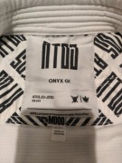 Kingz ATOS Onyx Gi A5 BJJ kimono jiu jitsu IBJJF biały