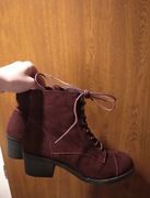 Burgundowe botki damskie 