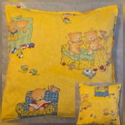 Poduszka dekoracyjna 40x40cm wzór dziecięcy 