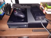 Xbox one fat 500gb plus pad