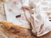 Delikatny niemowlęcy otulacz bambusowy boho Kwiaty