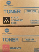 TN213 czarny, magenta-nowe, oryginalne Konica Minolta. Cena za komplet.