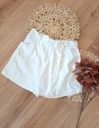 białe eleganckie spodenki shorty szorty spodnie na lato letnie 38M