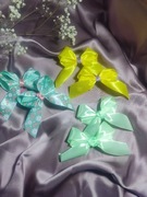 Kokardki na szpince do włosów (para:lewa/prawa). Ręcznie robione.