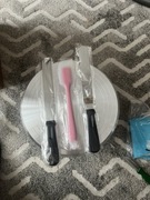 Patera obrotowa do ciasta w zestawie z szpatułkami 