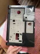 ThinkPad T14 5CB0S95413 to oryginalna obudowa górna (palmrest) z touchpadem