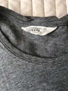 Diverse. Dłuższ asymetryczna, krótki rękaw. Bawełna