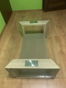 Stolik kawowy z szybą