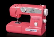 Maszyna do szycia domowa mechaniczna mocna Łucznik Mia różowa 38 ściegów