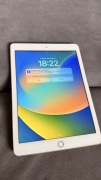 IPad 6gen 9,7” 128GB Gold bardzo dobry stan