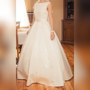 Suknia ślubna rozmiar 34/36 gratis welon i tren