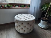 Okrągła pufa Chesterfield. Angielski materiał 