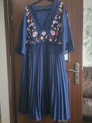 Asos Design 50r haft,  stan idealny,  plisy 