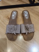 Klapki damskie na lato