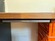 Uchwyt na laptopa pod biurko 