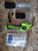 Akumulatorowe nożyce do trawy i krzewów 2w1