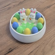 Wielkanocna świeca sojowa o zapachu frezji 