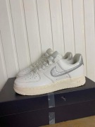 Buty nike air force 1 low skórzane białe org 36