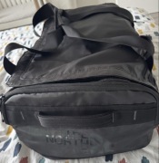 north face voyager 42l czarna