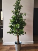 Kwiat sztuczny w donicy blaszanej-wysokość 180 cm