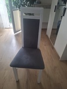 Stół rozkladany + 8 krzeseł