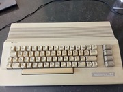 Comodore 64 jednostka centralna