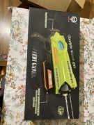 Elektryczny pistolet na wodę